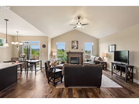 Living - 3146 NE Samson Ave, Estacada, OR 97023 photo 1 of 2