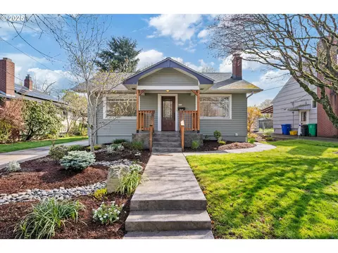 6114 SE 22nd Ave, Portland, OR 97202