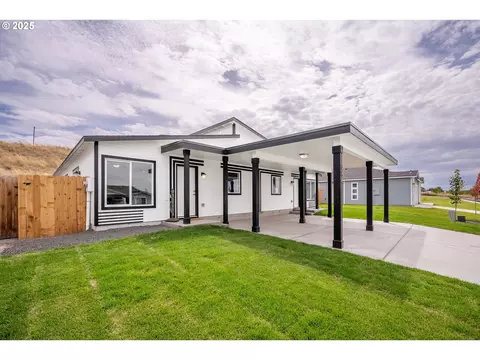 346 Stockton Ave, Umatilla, OR 97882