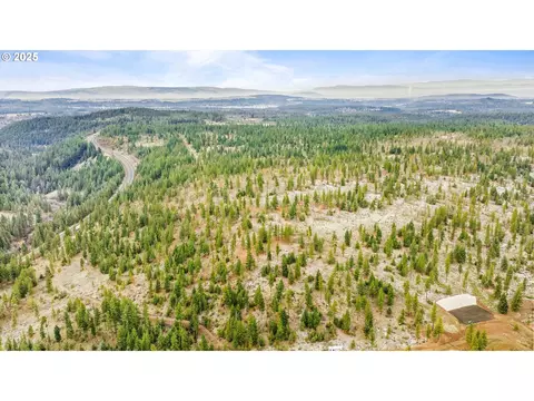 97 Satus Loop Road, Goldendale, WA 98620