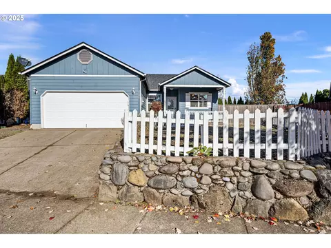 3741 Century Dr, Eugene, OR 97402