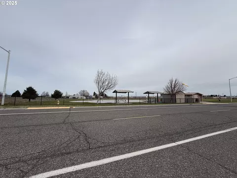 NE Front St, Boardman, OR 97818 photo 3