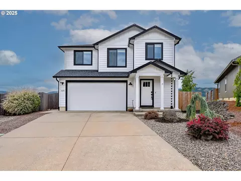 625 Brady Ln, Roseburg, OR 97471
