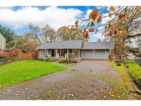 3823 Wilshire Ln, Eugene, OR 97405