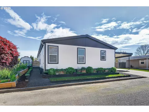 1926 SW Emma Dr, Mcminnville, OR 97128