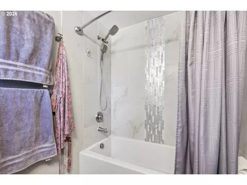 Bath - 6450 B St, Springfield, OR 97478 photo 3 of 3