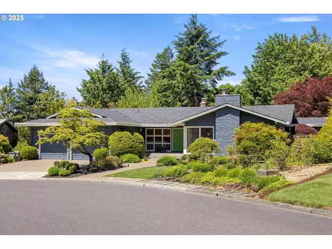 2395 SW Timberline Dr, Portland, OR 97225