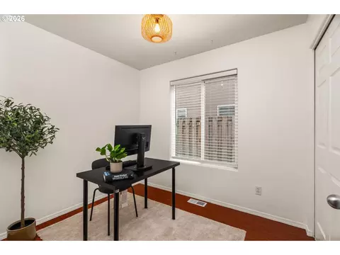 Other - 975 SW Junction Pl, Gresham, OR 97080 photo 3 of 3