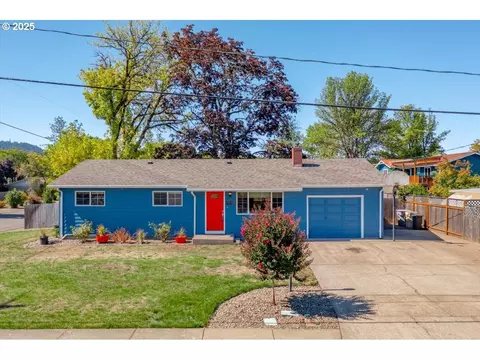 224 S 24th St, Philomath, OR 97370