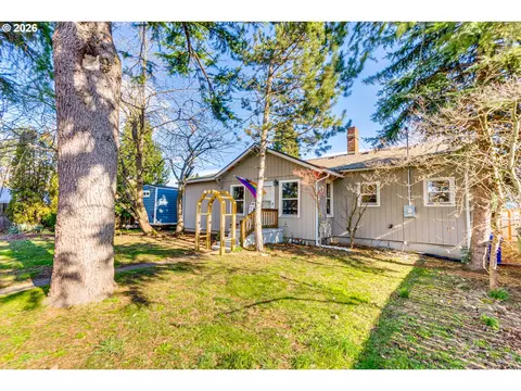 7130 SE 69th Ave, Portland, OR 97206