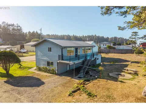 63347 Charleston Rd, Coos Bay, OR 97420