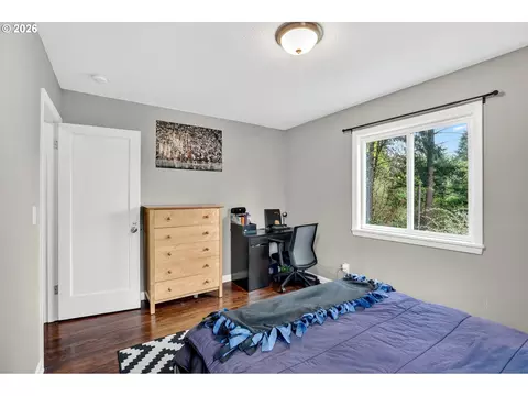 Bedroom - 20951 SE Bohna Park Rd, Damascus, OR 97089 photo 3 of 12