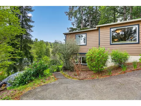 Exterior - 20951 SE Bohna Park Rd, Damascus, OR 97089 photo 4 of 8