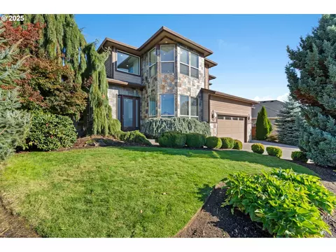 483 W Y St, Washougal, WA 98671