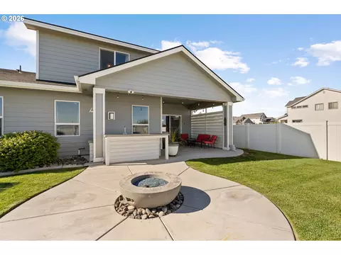 Exterior - 120 Rome St, Boardman, OR 97818 photo 2 of 5