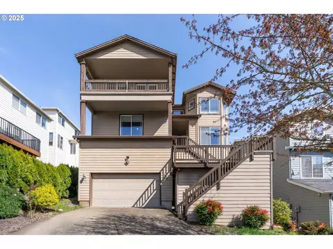 5878 NW Redfox Dr, Portland, OR 97229