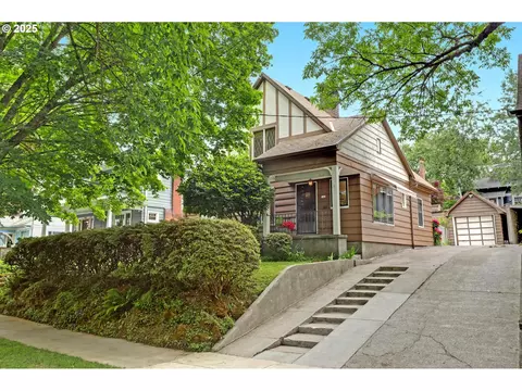 546 NE Mirimar Pl, Portland, OR 97232