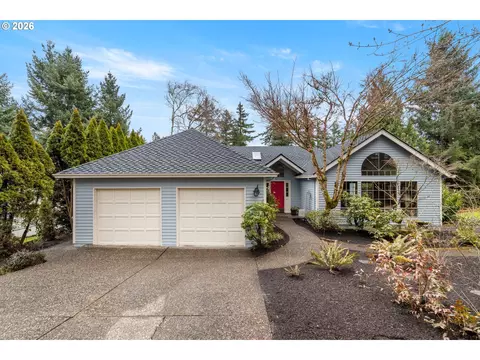 464 Livingood Ln, Lake Oswego, OR 97034