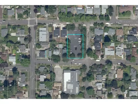 2939 SE 73rd Ave, Portland, OR 97206