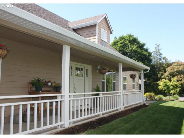 3720 Bardell Ave, Eugene, OR 97401 photo 1