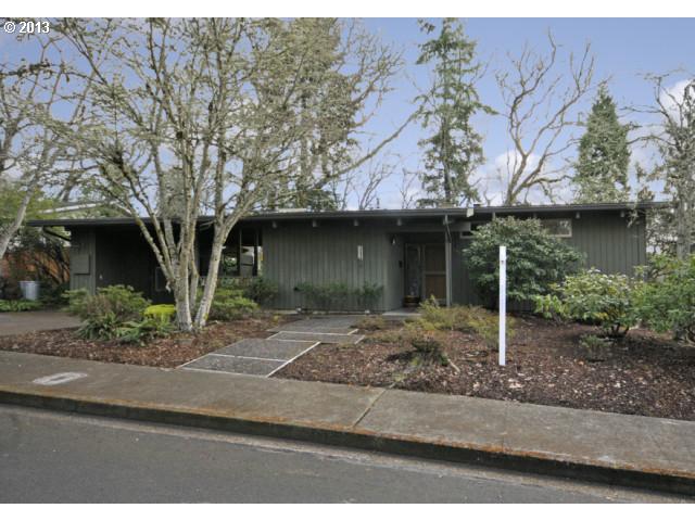 140 E 37th Ave, Eugene, OR 97405 photo 1