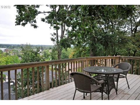 182 Sunset Dr, Eugene, OR 97403 photo 1