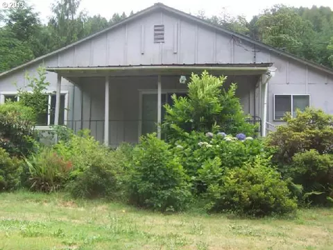 12138 E Mapleton Rd, Mapleton, OR 97453 photo 1