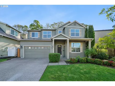 3780 SE Belle Oak Ave, Hillsboro, OR 97123