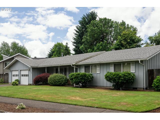 2566 Chuckanut St, Eugene, OR 97408 photo 1