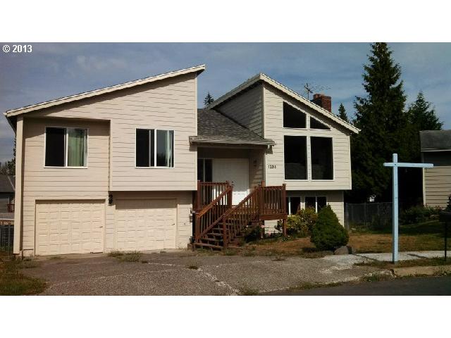 1238 SE Laura Pl, Gresham, OR 97080 photo 1