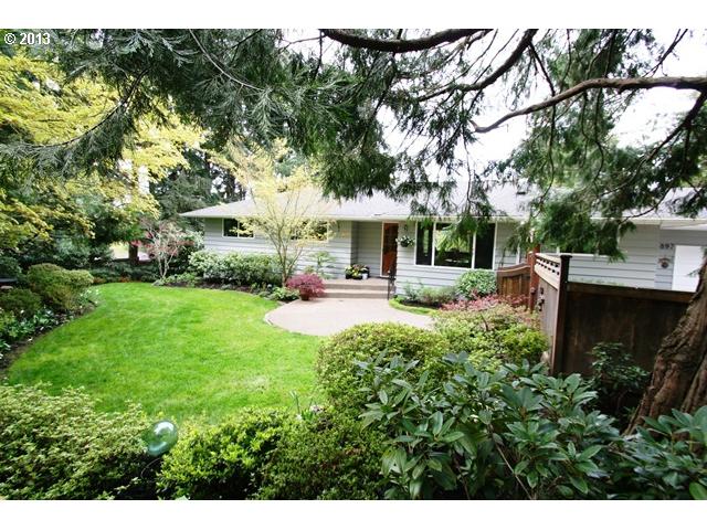 897 W 36th Ave, Eugene, OR 97405 photo 1