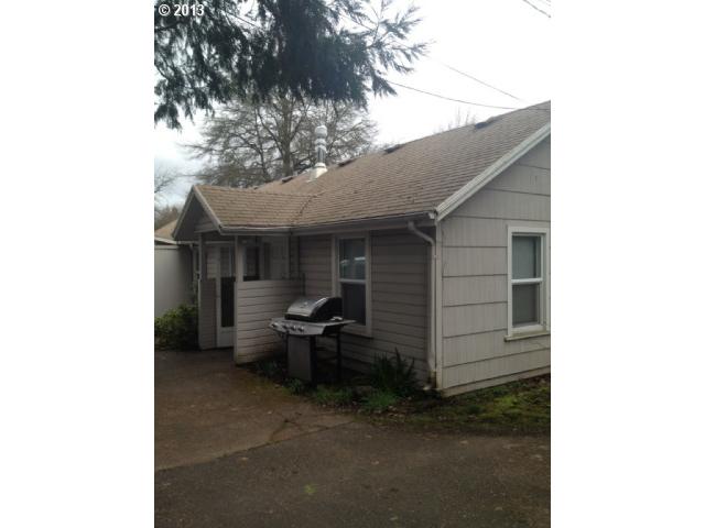 451 Cherry Dr, Eugene, OR 97401 photo 1