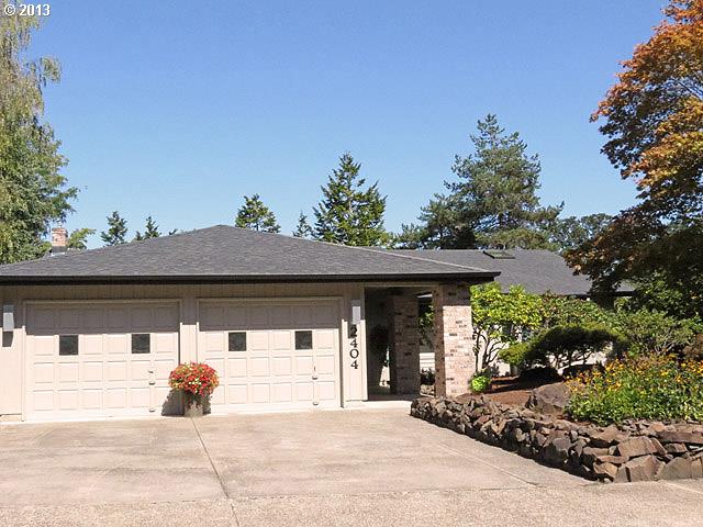 2404 Blackburn St, Eugene, OR 97405 photo 1