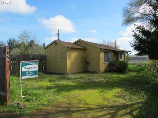 885 26th St, Springfield, OR 97477 photo 1