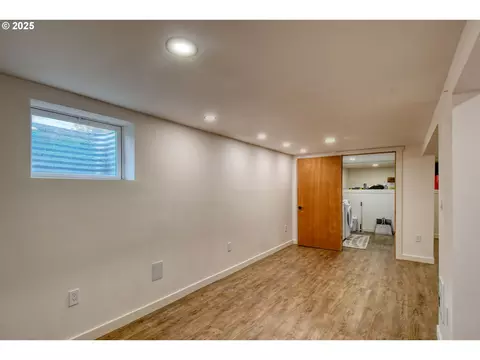 Other - 1003 NW Carden Ave, Pendleton, OR 97801 photo 10 of 15