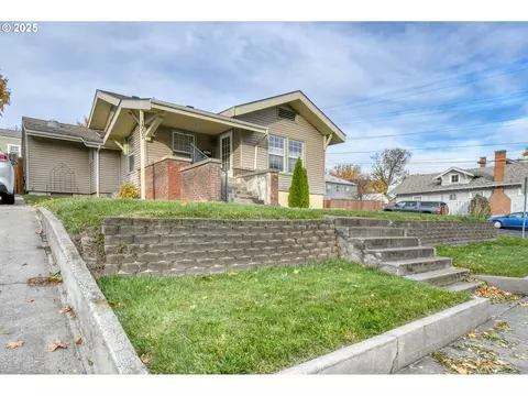 Other - 1003 NW Carden Ave, Pendleton, OR 97801 photo 3 of 15