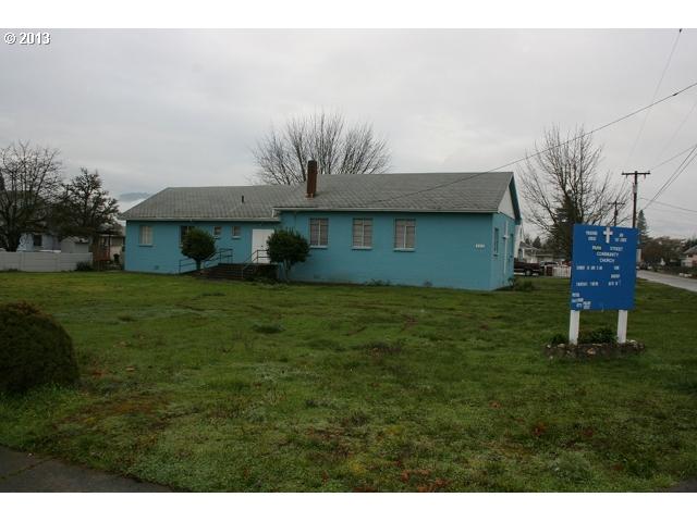 320 Park St, Riddle, OR 97469 photo 1