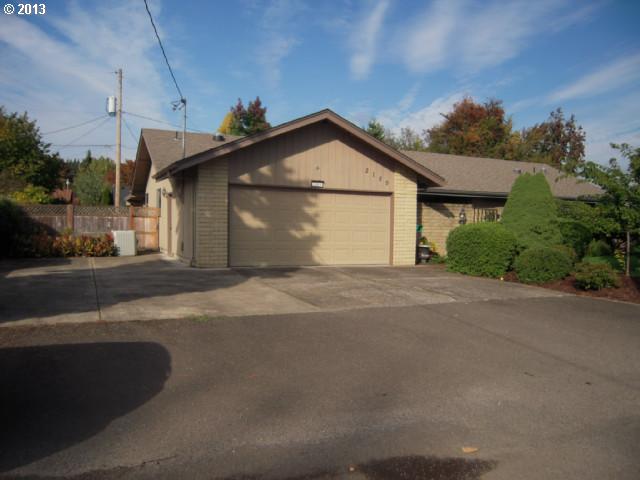 2189 Lamar Ln, Eugene, OR 97401 photo 1