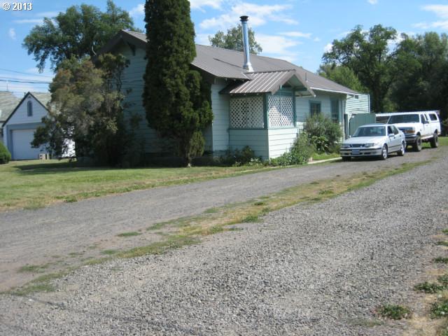 202 E Grant St, Enterprise, OR 97828 photo 1