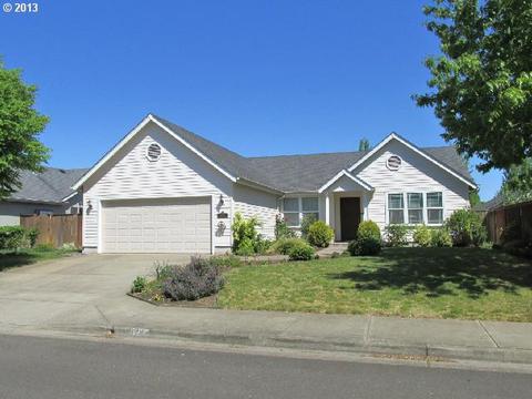 823 Greenwich Ave, Eugene, OR 97404 photo 1