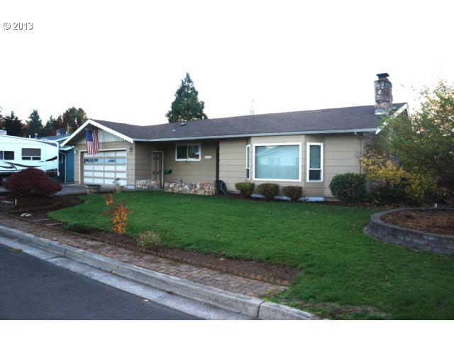 2594 38th St, Springfield, OR 97477 photo 1