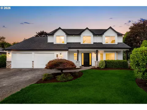 12035 SEisert Cir, Happy Valley, OR 97086