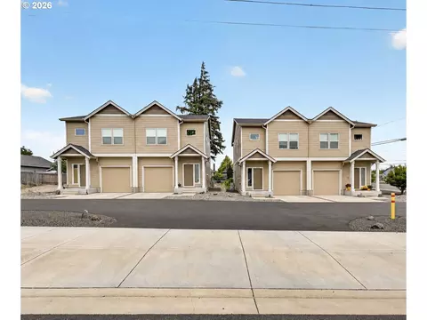 204 N 15th St, Saint Helens, OR 97051