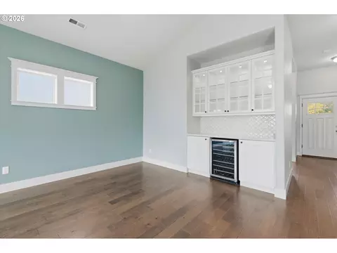 Living - 1318 E 1st St, Newberg, OR 97132 photo 3 of 9
