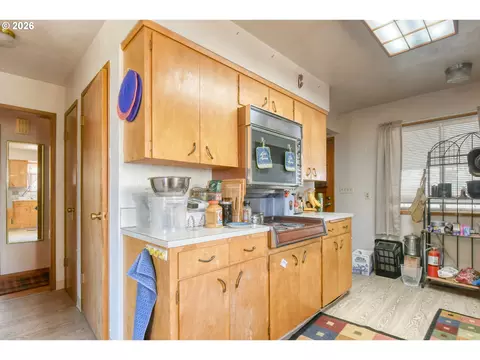 113 SE 7th St, Pendleton, OR 97801 photo 12