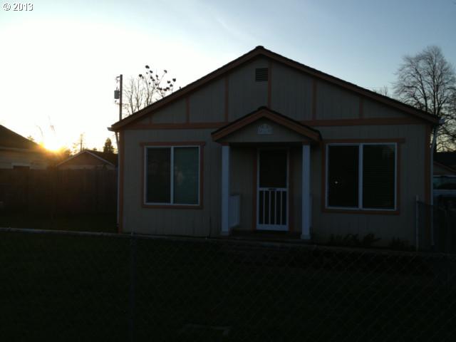 460 23rd St, Springfield, OR 97477 photo 1