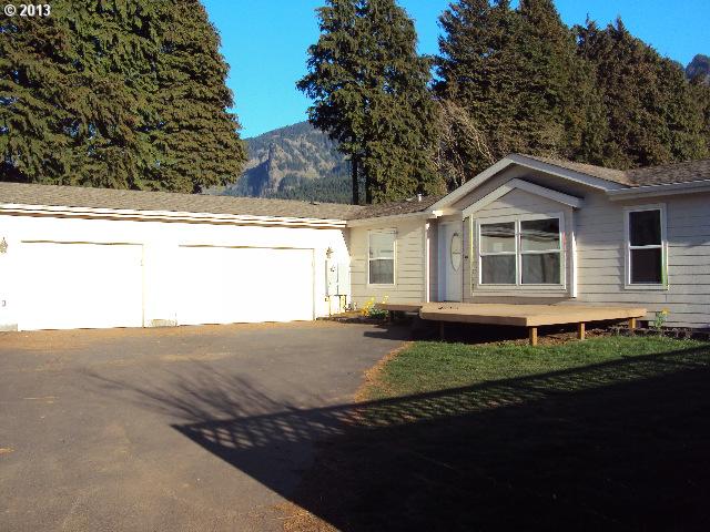 24 Pleasant, Cascade Locks, OR 97014 photo 1