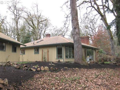 70 W 35th Pl, Eugene, OR 97405 photo 1