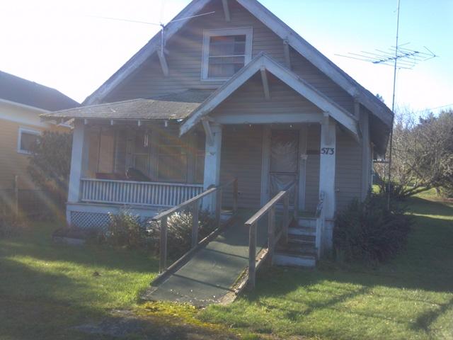 573 Alder St, Yoncalla, OR 97499 photo 1