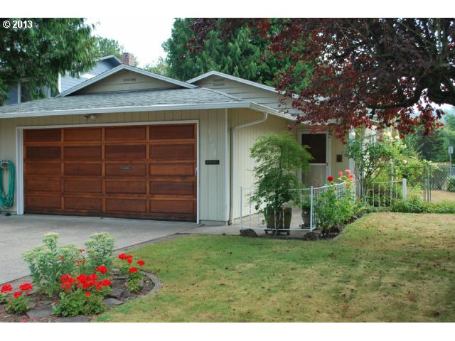 1690 SW Eastwood Ct, Gresham, OR 97080 photo 1